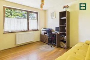 Vilă cu 6 camere - Zona Subcetate - Arad - imagine 15