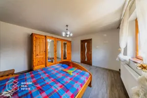 Casă 3 camere renovată în Bujac-Sega , 2 corpuri, teren 572 mp - imagine 15