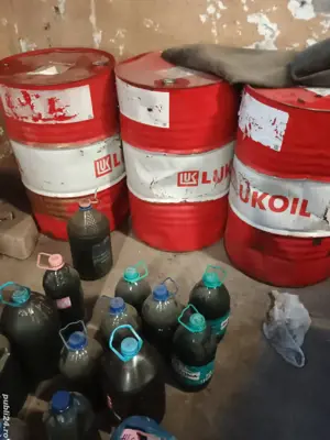 Vand ulei nou 7lei litrul tip t90,h46,t140,h100,m40 ulei ungere lant drujba