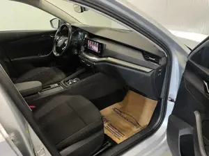 Skoda Octavia - imagine 9