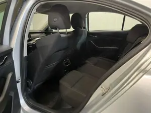 Skoda Octavia - imagine 8