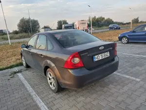 Ford Focus 2 1.6 benzina