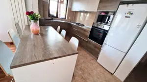 Apartament de vânzare, 3 camere, bloc cu piscină   Pitești - imagine 4