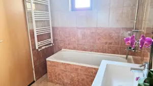 Apartament de vânzare, 3 camere, bloc cu piscină   Pitești - imagine 8
