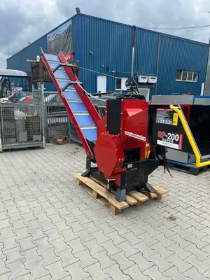 Tocător de crengi până la 16 cm