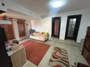 Casa individuala 3 camere, zona Centru