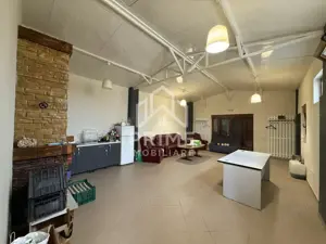 Spațiu de închiriat –120 mp utili, ideal pentru depozitare sau sală de repetiții - imagine 3