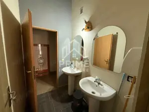 Spațiu de închiriat –120 mp utili, ideal pentru depozitare sau sală de repetiții - imagine 4