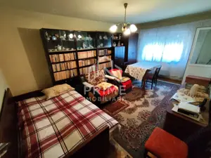 Apartament 2 camere, etaj 2, zona Tolstoi