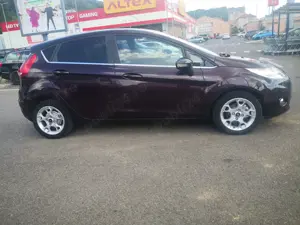 Ford Fiesta Diesel Titanium  - imagine 9