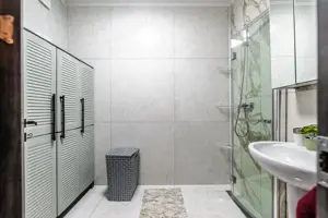 Apartament ultracentral în bloc nou, 2 camere cu terasa proprie - imagine 6