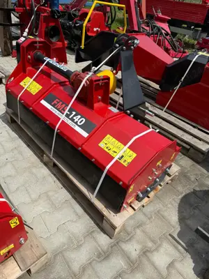 Tocőtor resturi vegetale cu lățime de lucru 140 160 cm