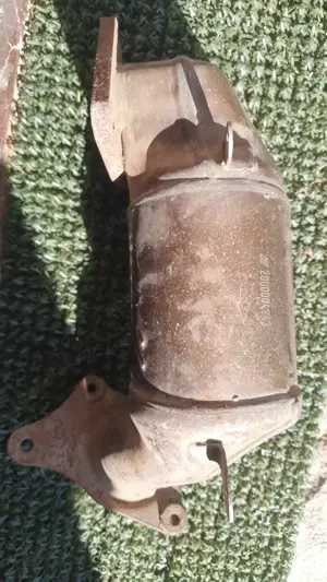 Catalizator aproape nou, cod 2000004943