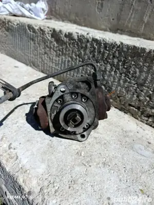 Pompa înalte Ford Transit 2.2  - imagine 2