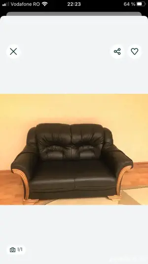 Canapea neagra pentru sufragerie