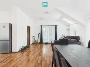 Apartament deosebit cu 3 camere , zona Fratelia