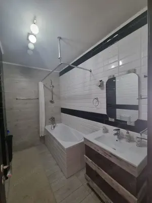 Apartament cu 2 camere de inchiriat in zona Vitan