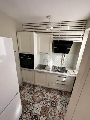 Ofer spre inchiriere apartament cu 2 camere in zona lujerului