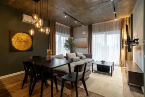 Apartament 3 camere de inchiriat EAS cu terasa 44 mp