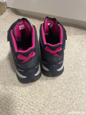 Bocanci copii  drumetie impermeabili 2 perechi marimi 32-33