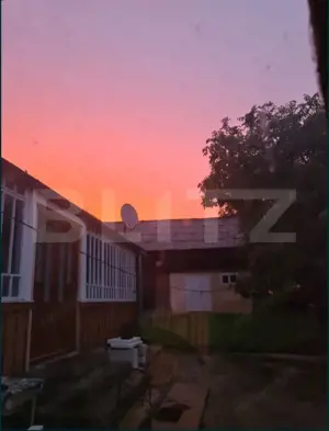 Case individuale, 300mp util,3000mp teren, zona Serbauti - imagine 4