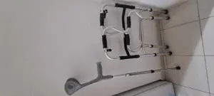 Vând cadru,carja și orteza profesională 