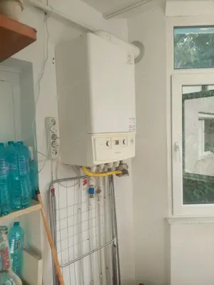 2 Cam ,GALATI, Central,Facultate,Etaj 2,Mobilat ,375 EURO LUNA - imagine 7  2 Cam ,GALATI, Central,Facultate,Etaj 2,Mobilat ,375 EURO LUNA - imagine 7