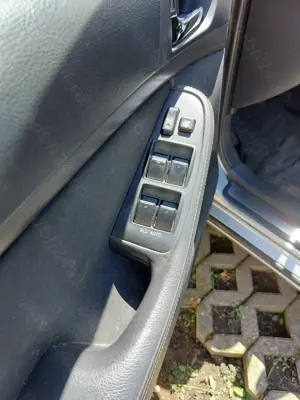 Toyota Avensis Break - imagine 5