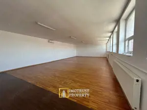 Spațiu comercial disponibil pentru închiriere – 154 mp | Zona Uta