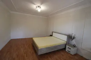 Casa in zona Siderurgistilor Vest construita in 2003 - imagine 4