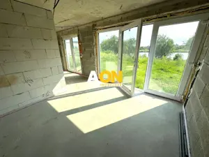 De vanzare apartament 3 camere, la vila, 130mp teren, Lac Chereteu - imagine 5