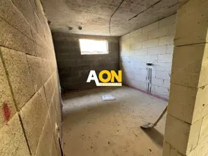 De vanzare apartament 3 camere, la vila, 130mp teren, Lac Chereteu - imagine 6