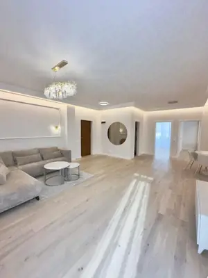 Penthouse ULTRALUX cu 3 camere, 90 mp, 3 terase, zona Terra!