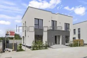 VILA OTOPENI - ZONA FERME| 4 CAMERE | 2 PARCARI | FINISATA LA ALB | COMISION 0%| - imagine 14 VILA OTOPENI - ZONA FERME| 4 CAMERE | 2 PARCARI | FINISATA LA ALB | COMISION 0%| - imagine 14