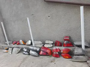 Faruri stopuri spate diferite mărci Alfa romeo Audi Ford Bmw rover Peugeot etc 