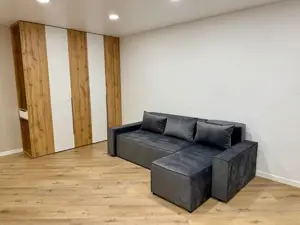 Se ofera spre inchiriere garsoniera in zona Piata Romana  - imagine 5 Se ofera spre inchiriere garsoniera in zona Piata Romana  - imagine 5