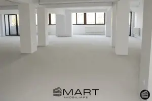 Spatiu birouri & comercial Central
