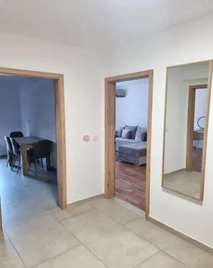 Suprafata Generoasa, Prima Inchiriere - imagine 11