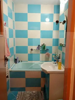 Apartament de vanzare, cu 3 camere, decomandat, 65 mp, cartierul Ciucului - imagine 6 Apartament de vanzare, cu 3 camere, decomandat, 65 mp, cartierul Ciucului - imagine 6