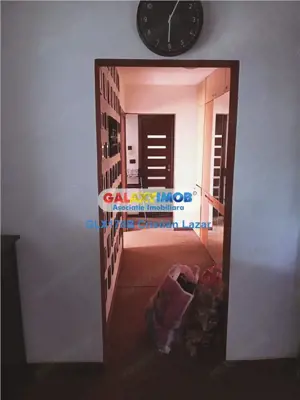 1 MINUT STATIE TRAMVAI - imagine 5