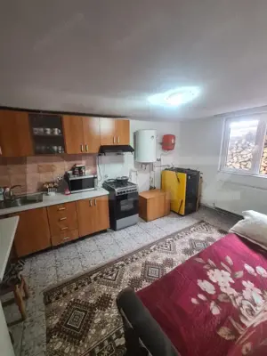 Casa de vanzare in 2 rate , cu 3 camere, 84 mp, zona Cicoarei - imagine 8