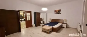 Apartament 3 camere central de vanzare 