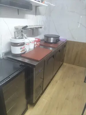 Vând rulota food truc 