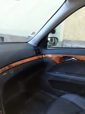 Mercedes E200 - imagine 2 Mercedes E200 - imagine 2