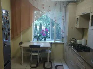 Ofer spre inchiriere apartament cu doua camere in zona piata sudului - imagine 2