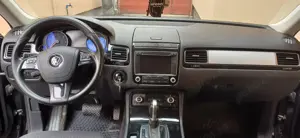 VW Touareg 2017 - imagine 6