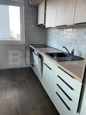 Apartament 2 camere, lux, zona The Office - imagine 5