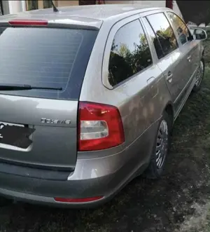Skoda Octavia - imagine 5