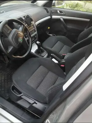 Skoda Octavia - imagine 6