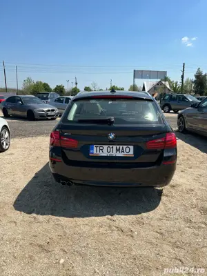 BMW Seria 5 Touring F11   520d xDrive   Head-Up, Trapa Panoramică, Navi   2015 - imagine 4